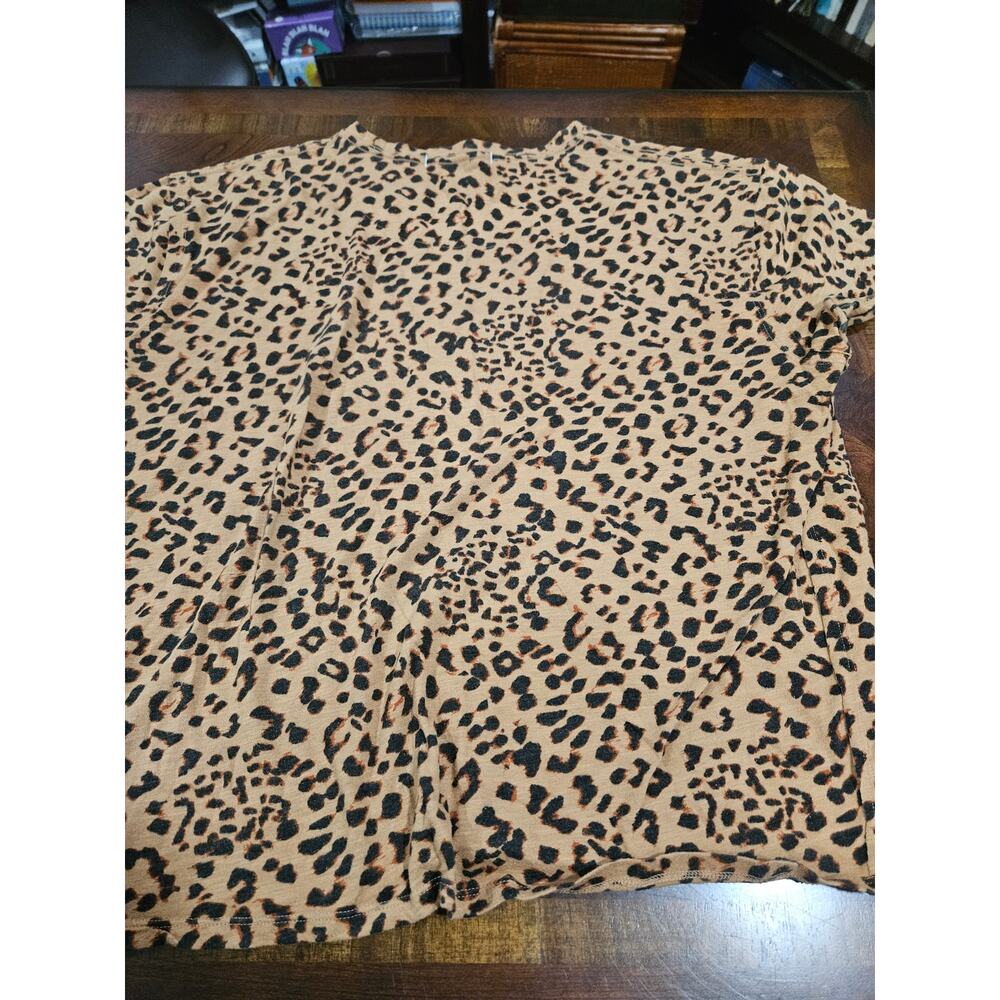 We The Free Clarity Tee Leopard Print Boxy T-Shirt Small Tan Animal Print - Picture 7 of 7